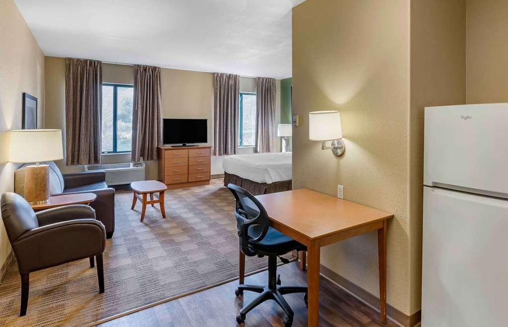 Extended Stay America Suites - San Rafael - Francisco Blvd East Room photo